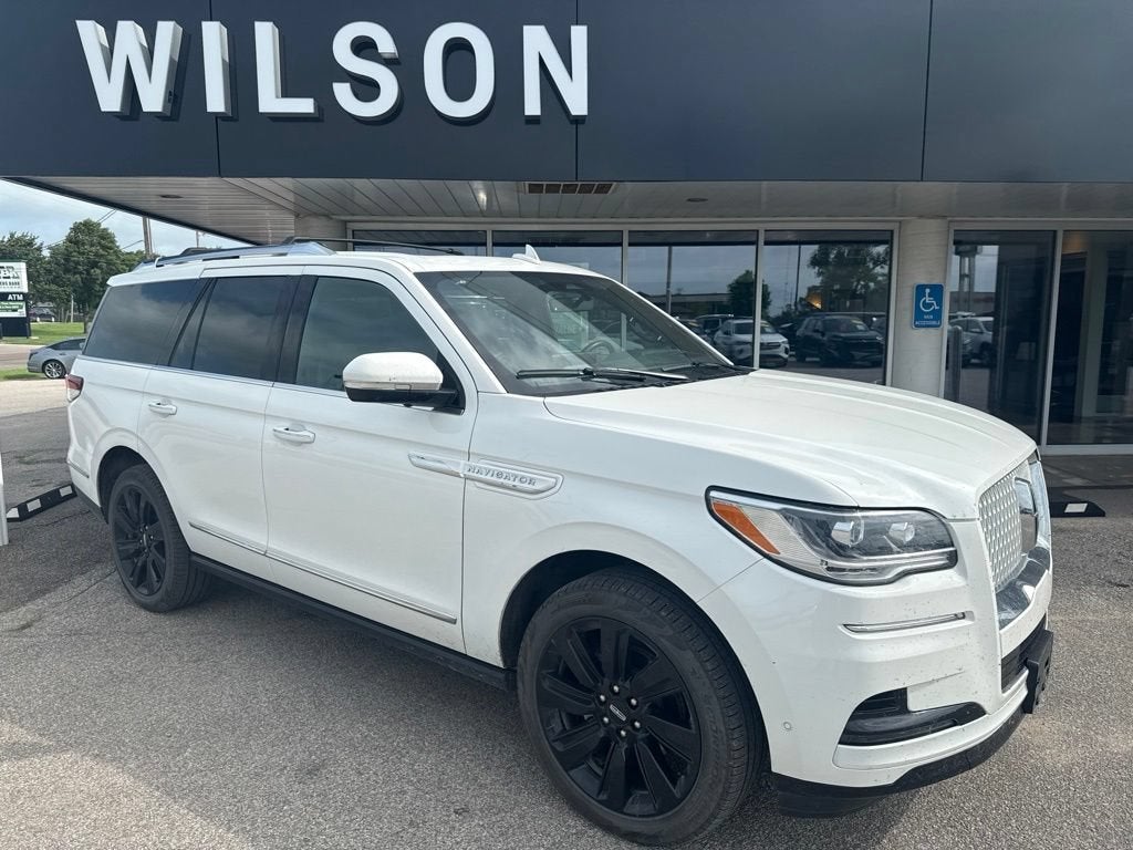 2023 Lincoln Navigator Reserve