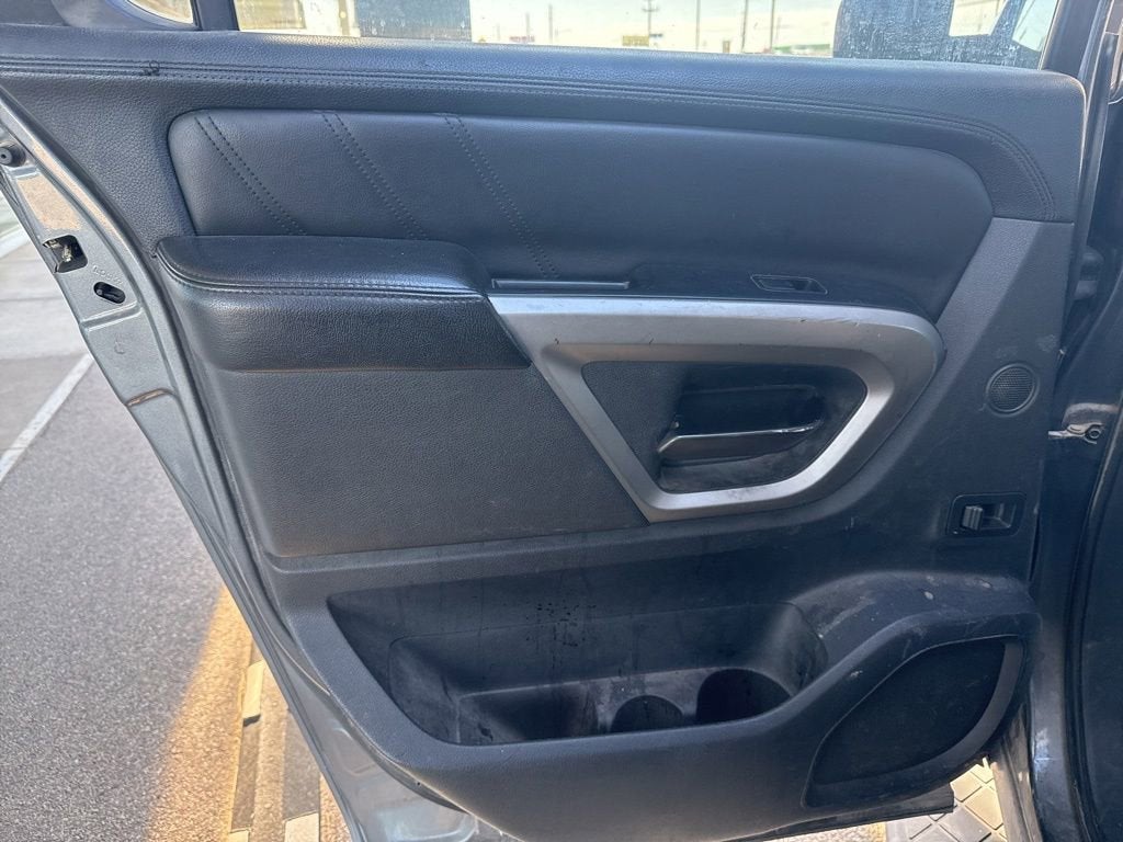 2015 Nissan Armada Platinum