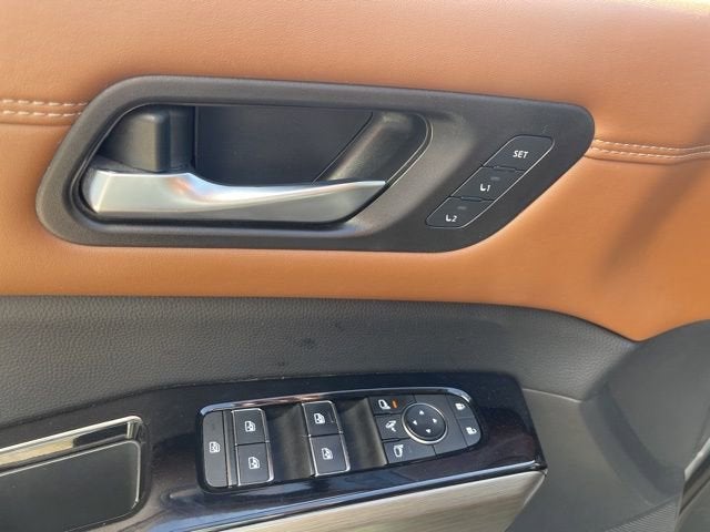 2022 Nissan Pathfinder Platinum