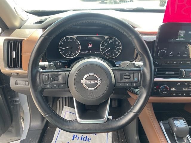 2022 Nissan Pathfinder Platinum