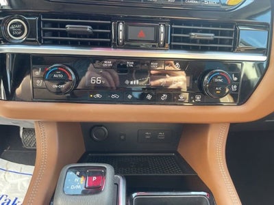 2022 Nissan Pathfinder Platinum