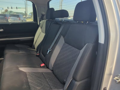 2017 Toyota Tundra 4WD SR5