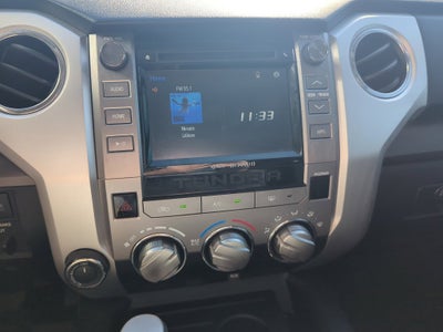 2017 Toyota Tundra 4WD SR5