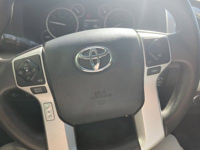 2017 Toyota Tundra 4WD SR5