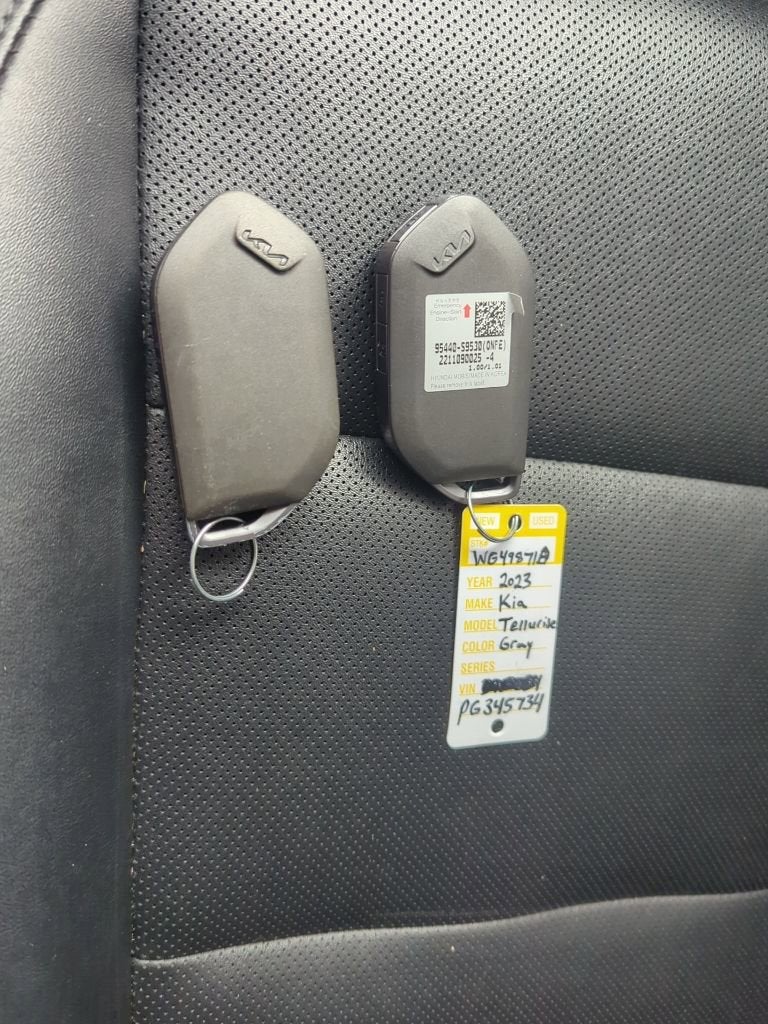 2023 Kia Telluride S