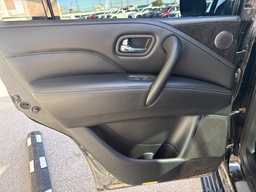 2020 INFINITI QX80 LUXE