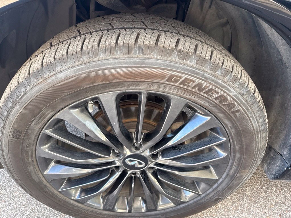 2020 INFINITI QX80 LUXE