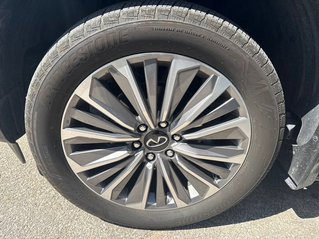 2025 INFINITI QX80 SENSORY AWD