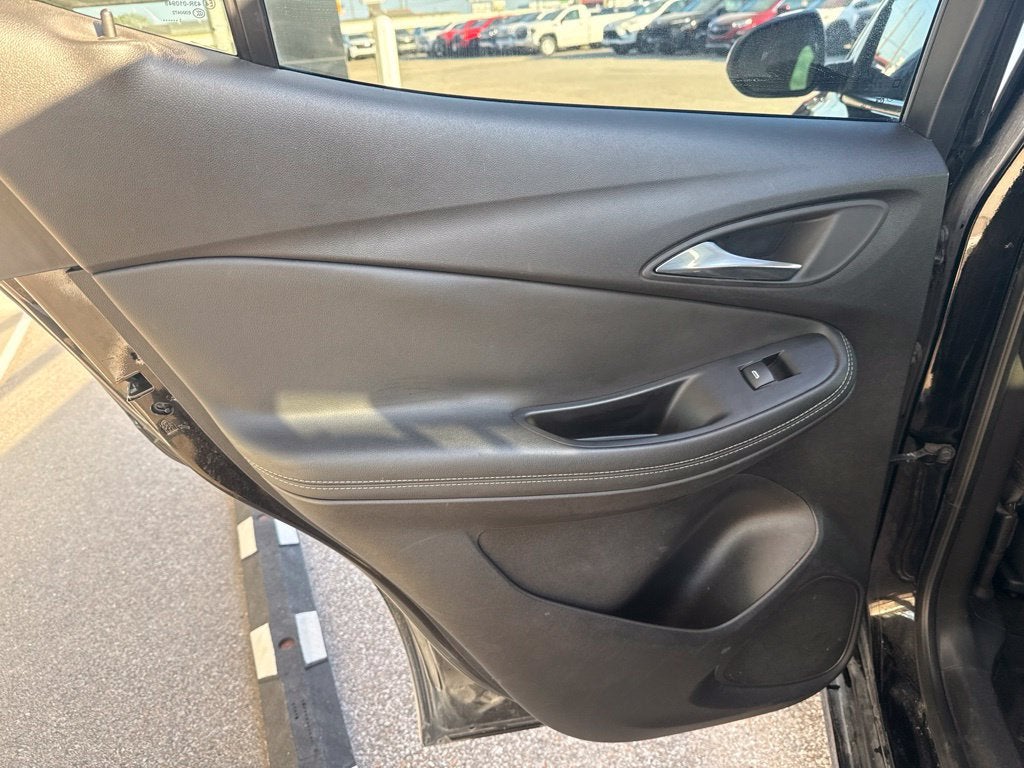 2022 Buick Encore GX Select