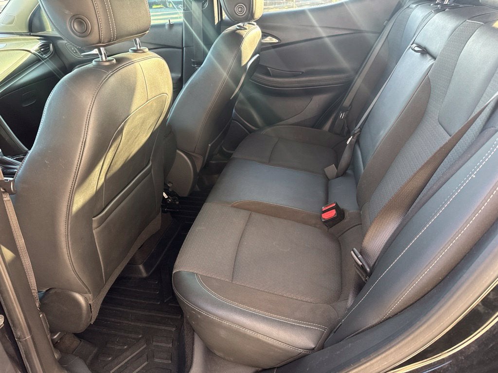 2022 Buick Encore GX Select