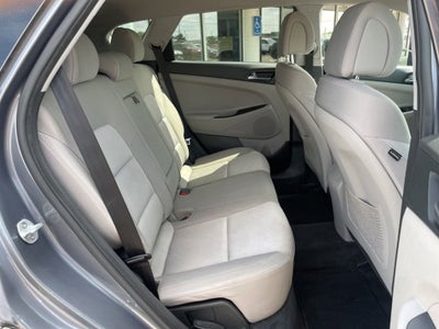 2016 Hyundai Tucson SE