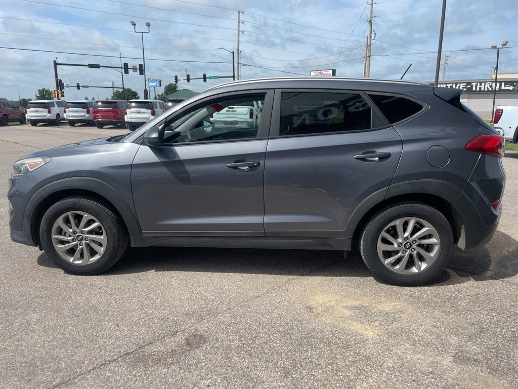 2016 Hyundai Tucson SE
